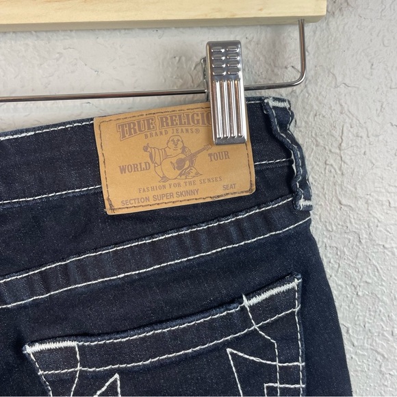 True Religion dark rinse skinny Jean with white contrast stitching - Picture 4 of 11